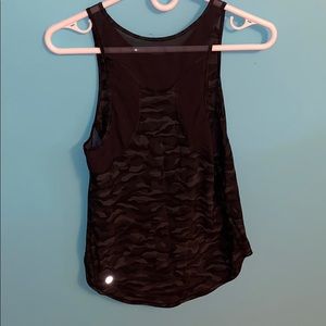 lululemon mesh tank!